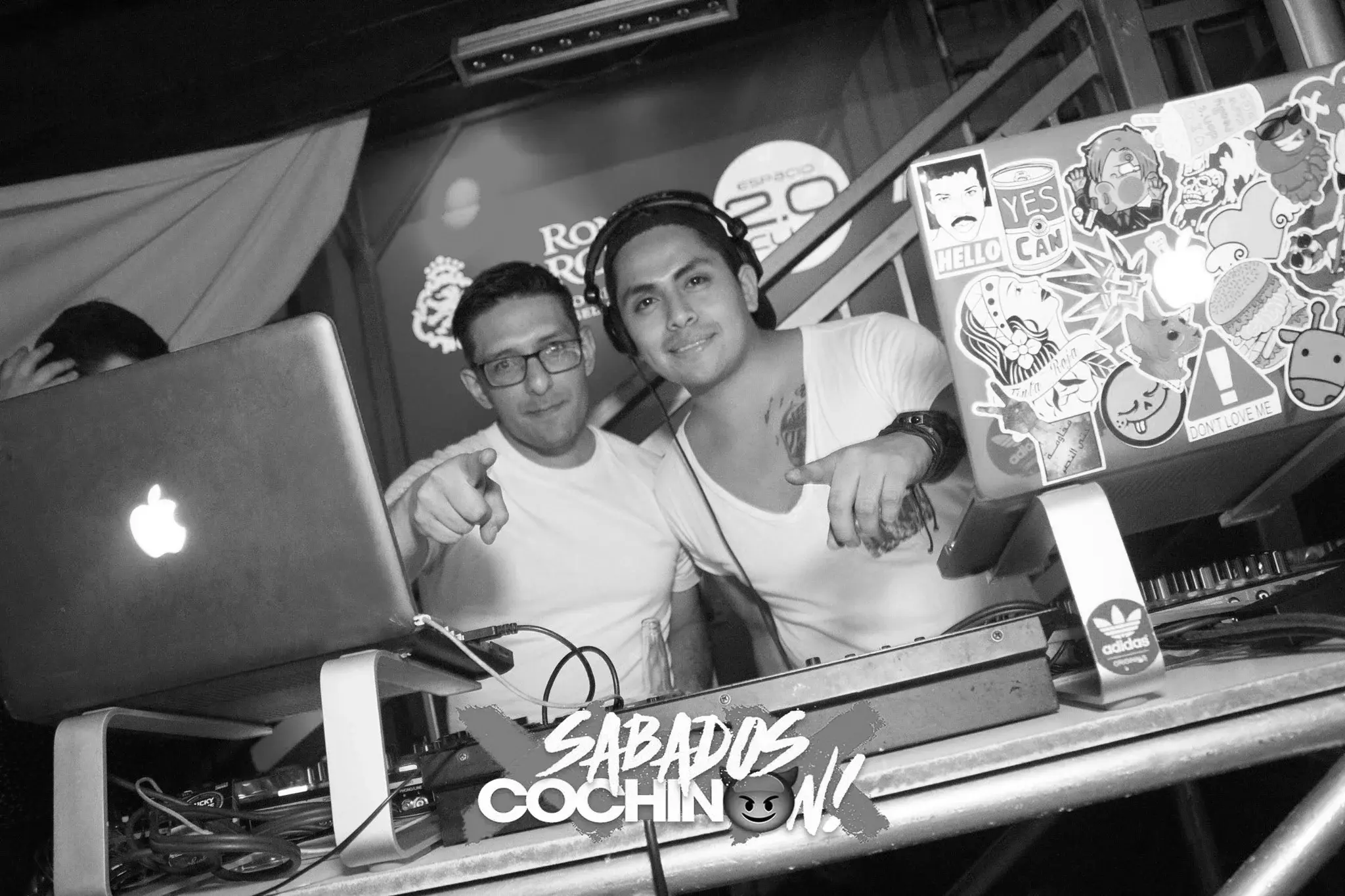 DJ Trebol acompañado de DJ Xavy en espacio 2.0