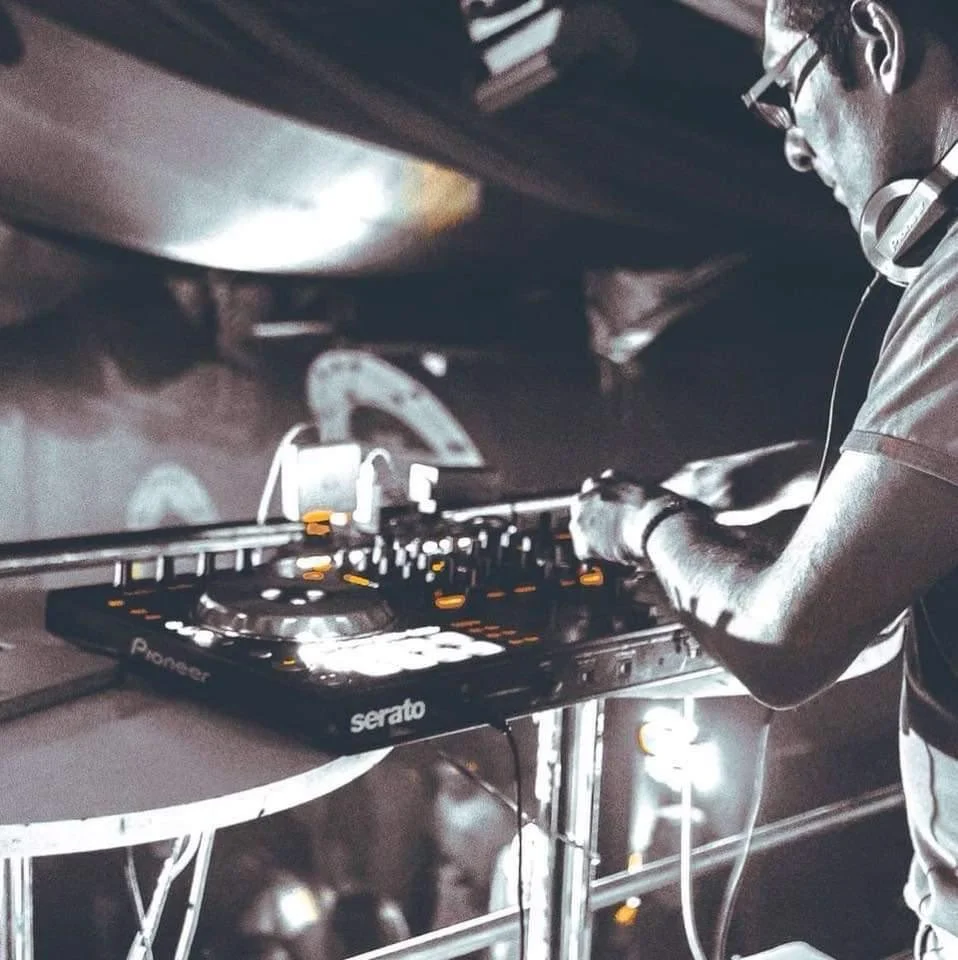 DJ Trebol en Club Independencia